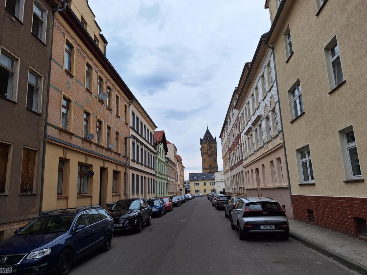 Schoene Zwei-Zimmer-Wohnung "W2" Mit 4 Einzelbetten Und Wlan In Zwenkau Bei Leipzig Im Neuseenland Экстерьер фото